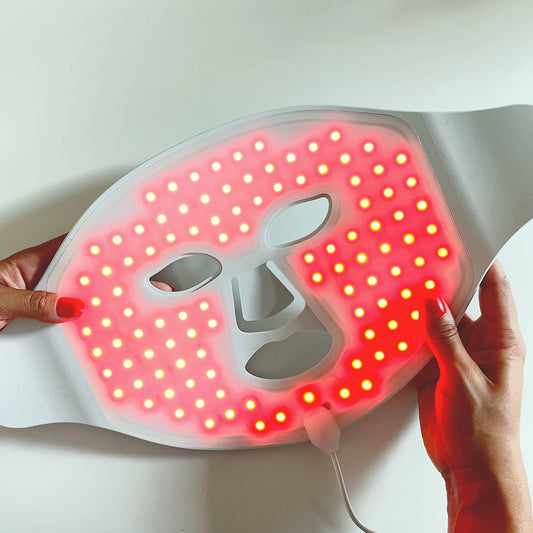 Red Light Therapy- Uses, Benefits, and Risks